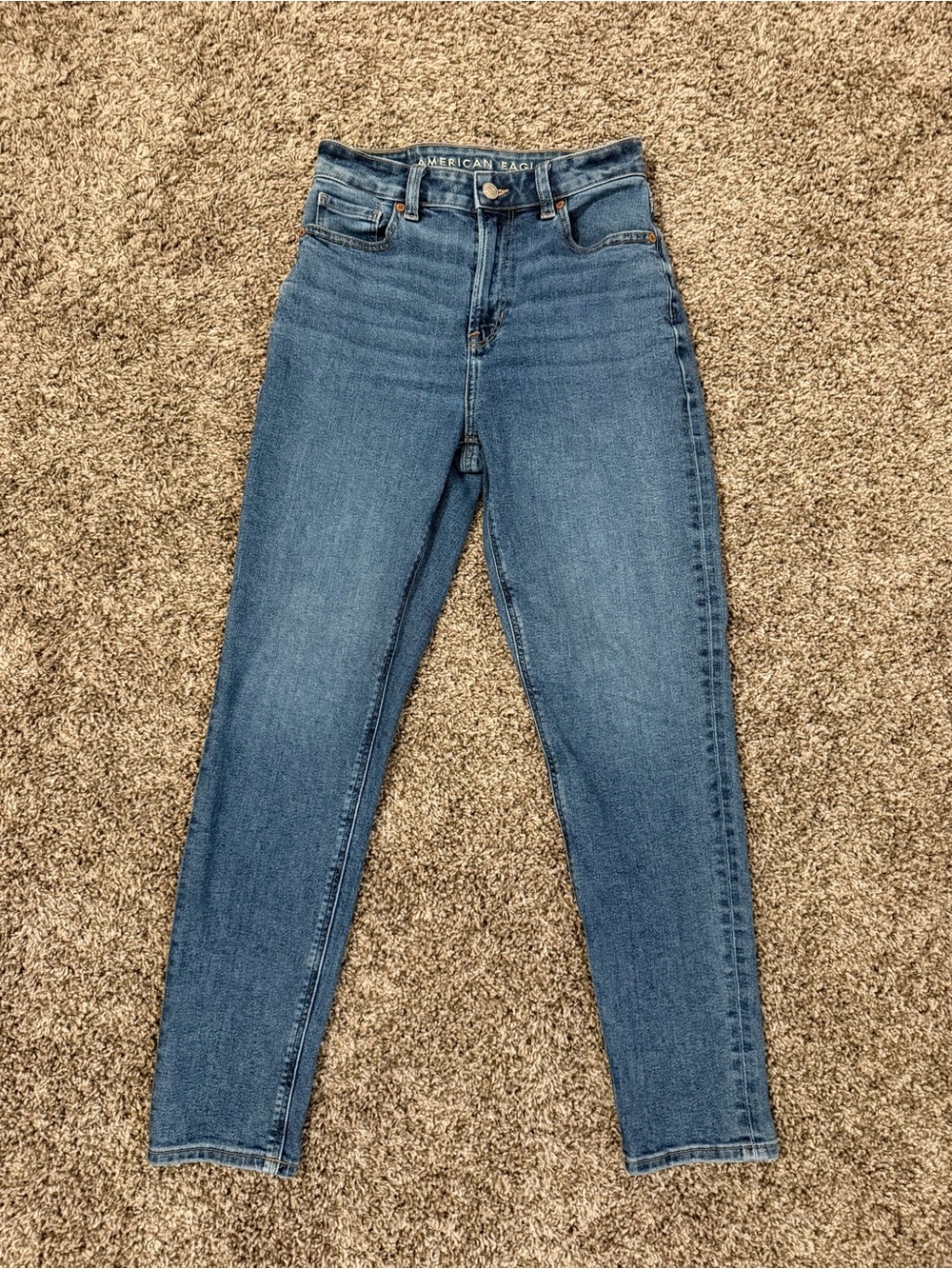 American Eagle Outfitters High-Rise Mom Jeans